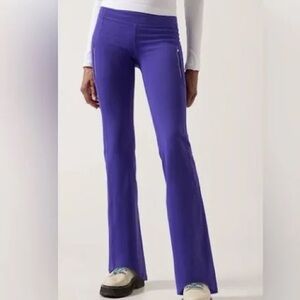 Women’s Athleta Rainier Bootcut Pant In Noble Blue With Lining & Zipper Pockets